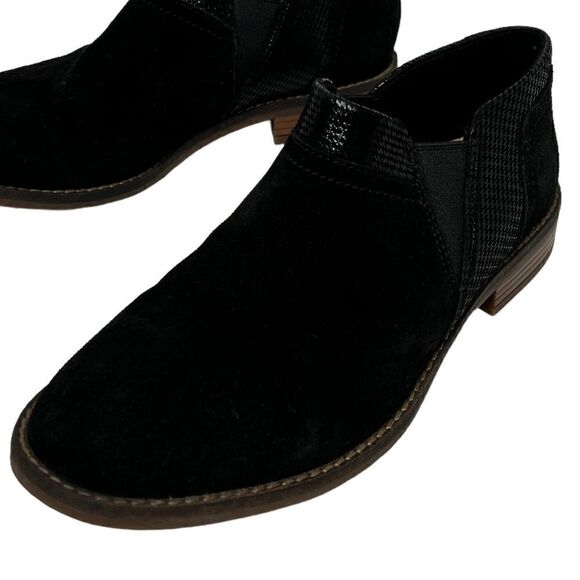 CLARKS Clarkwell Demi Ankle Boot Ultimate Comfort Collection in Black Suede 8.5 - Picture 5 of 12